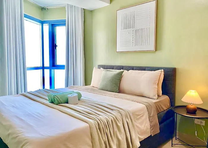 3brfamilyrm Across Us Embassy Mnl Grand Riviera Near Moa 10pax * Manille